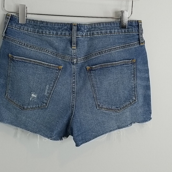 Universal Thread Distressed Ripped High Rise Short - Picture 8 of 10
